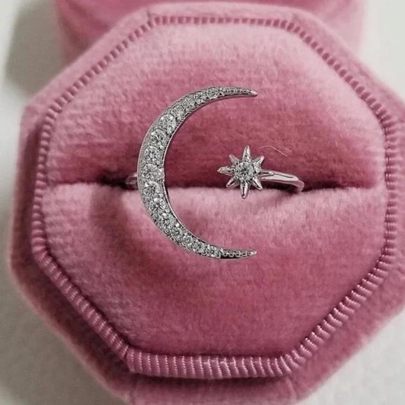 NEW MOON STAR 925 STERLING SILVER DIAMOND ADJUSTABLE RING, CUTE RING, SHINY RING - Picture 5 of 6